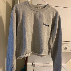 California crop sweatshirt